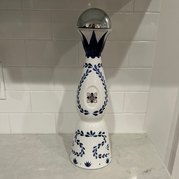 Clase Azul Other - Artistic Blue and White Ceramic Bottle